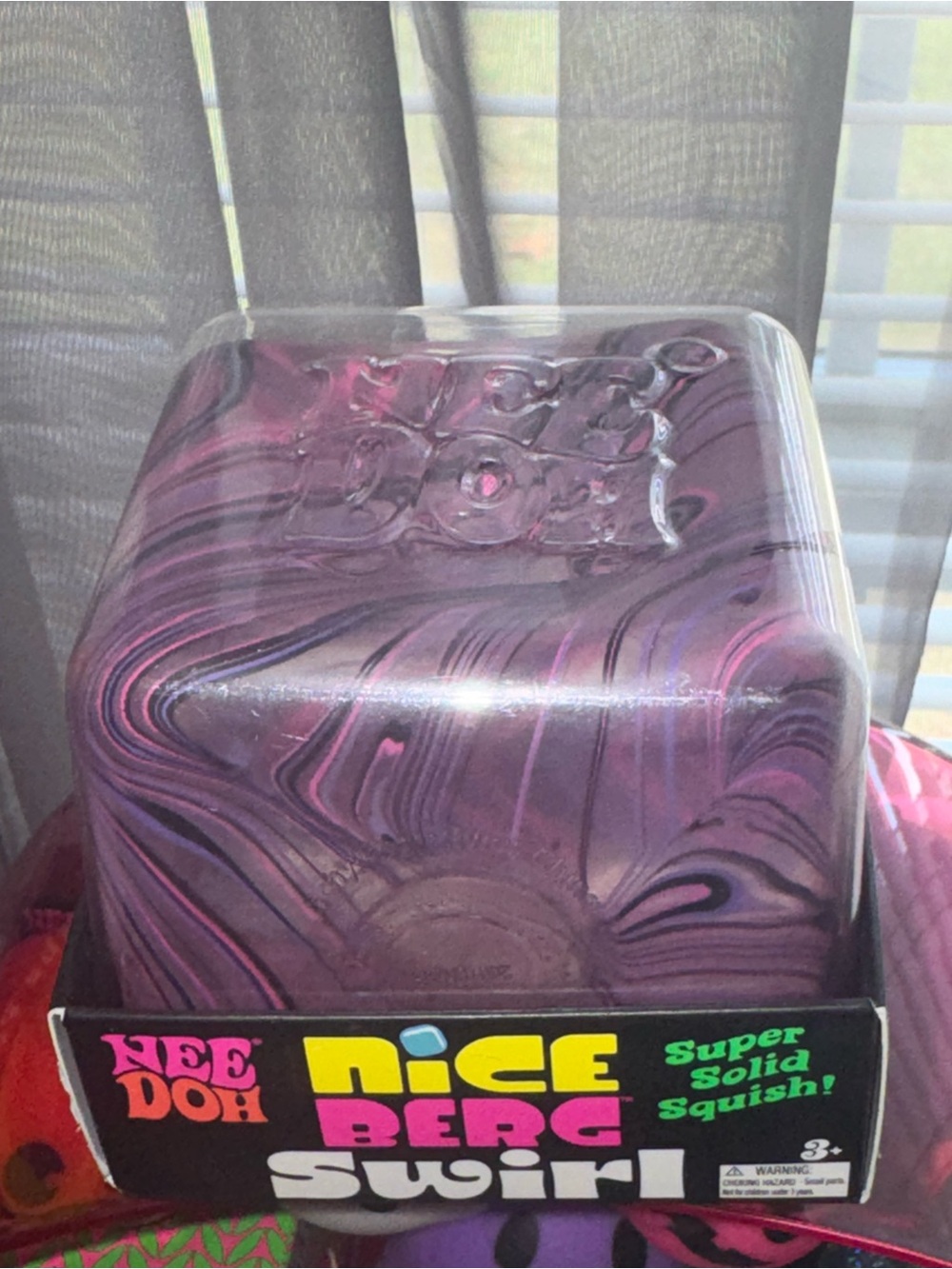 NeeDoh Nice Berg Swirl Super Solid Squish Sealed & Authentic